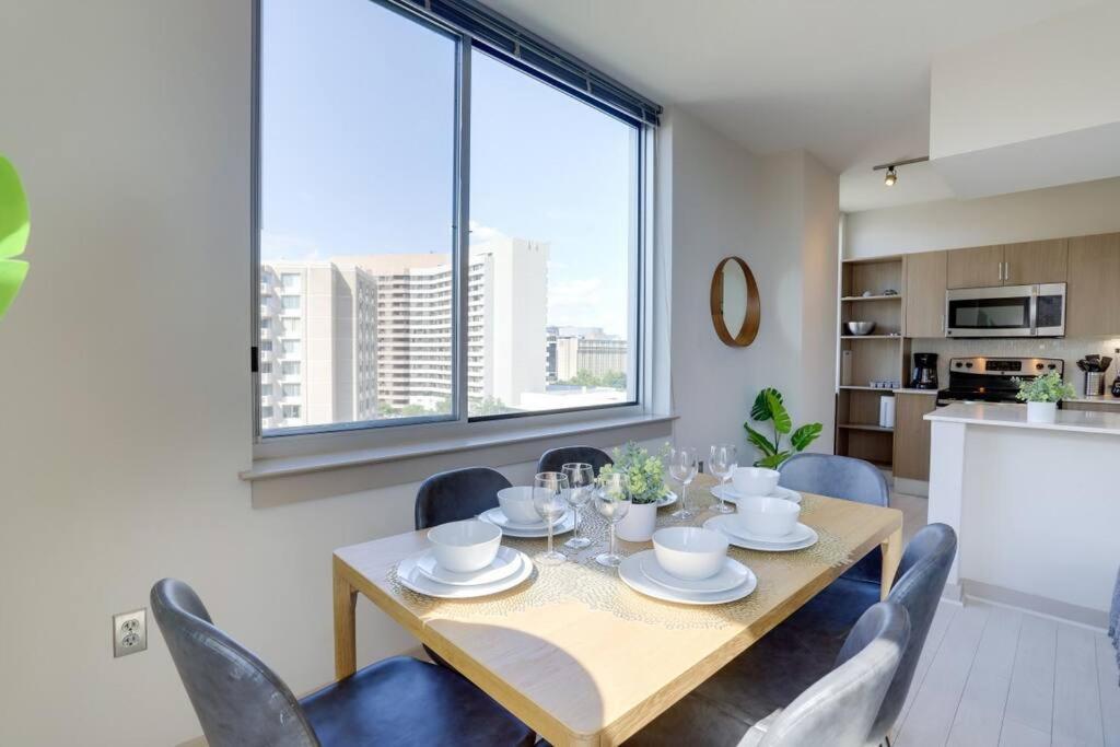 Amazing 2Br Apartment At Crystal City Arlington Kültér fotó